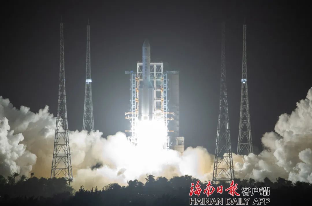 嫦娥五号探测器发射圆满成功!刘赐贵祝贺