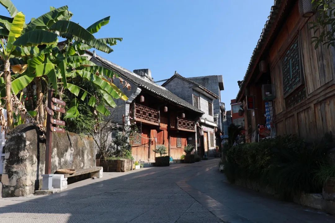 来贞丰,可别错过逛古城.历经几百年的社会变迁,古韵感就不用提了.