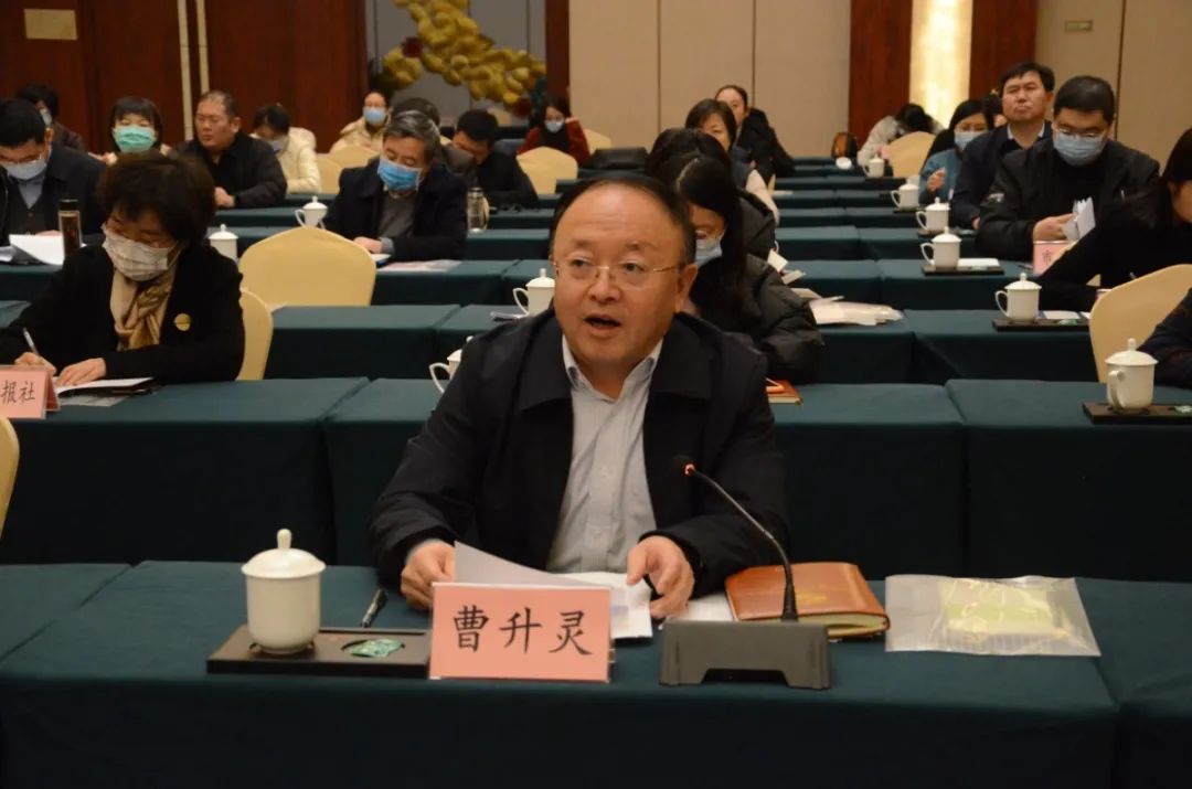 曹升灵代表市妇儿工委向督导组作了表态发言.