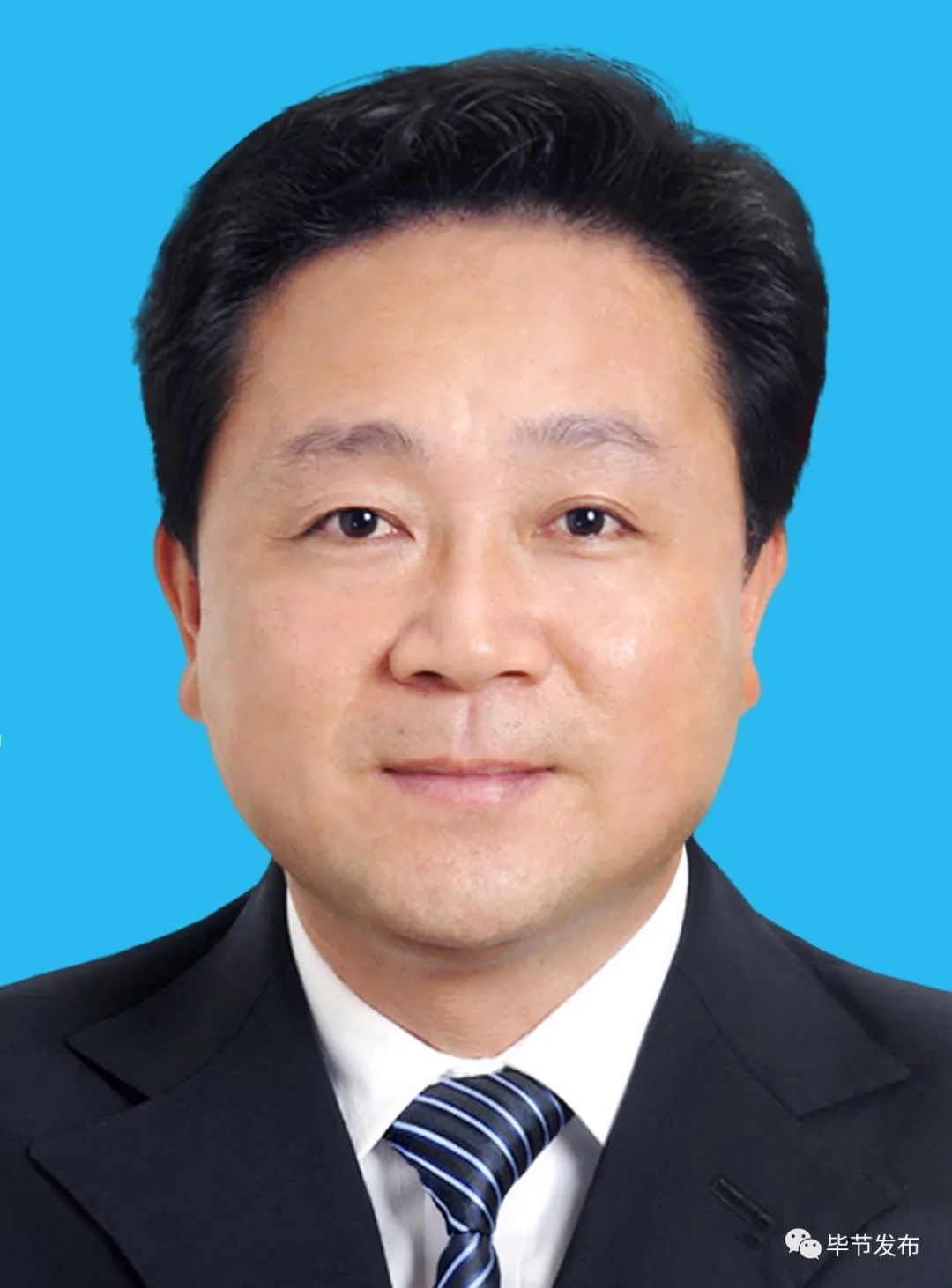刚刚张翊皓当选毕节市人大常委会主任陈宗俊杨桦当选毕节市人大常委会