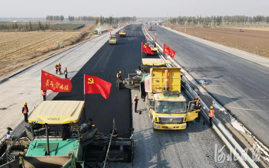 京德高速河北段试点“永久路面”（最新发布）