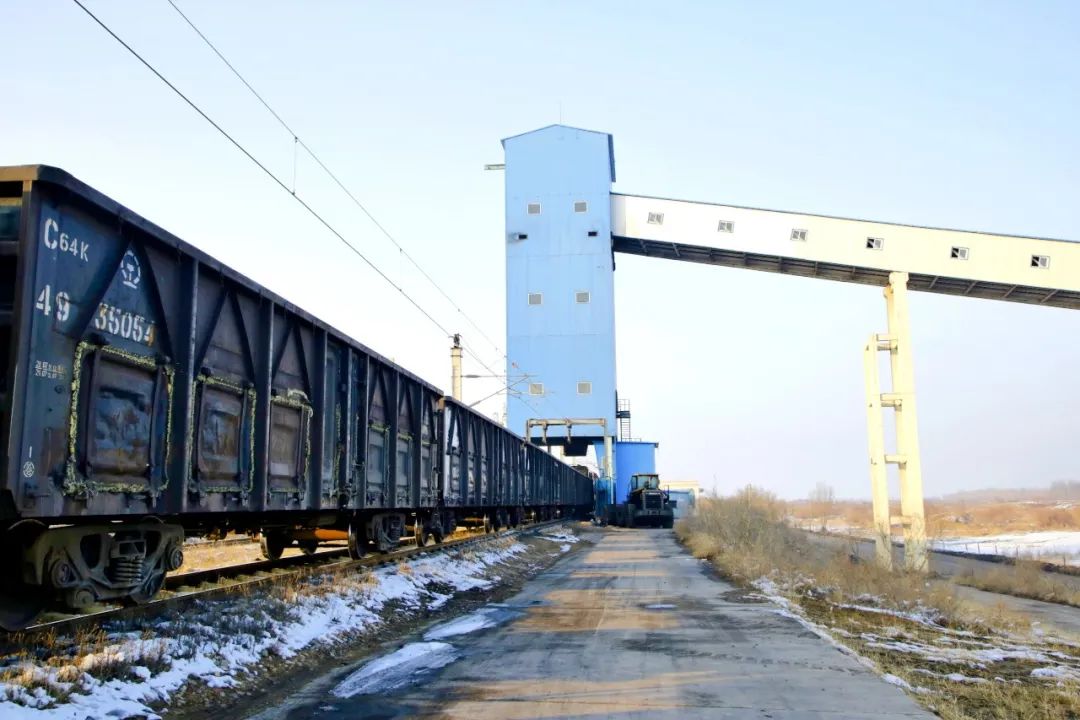 内蒙古三新铁路:煤炭运输乘风破浪在扬帆
