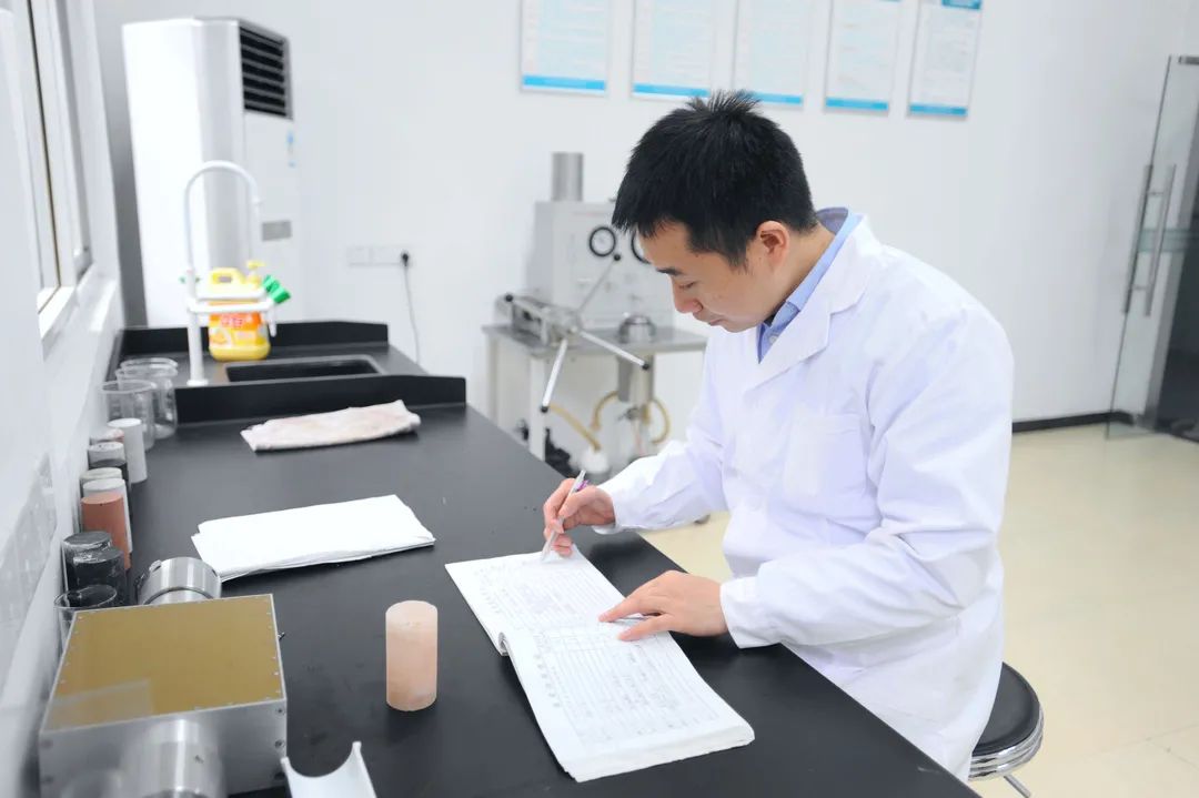 坚守与传承:这位重庆大学80后教授为矿业工程带“盐”!(最新发布)