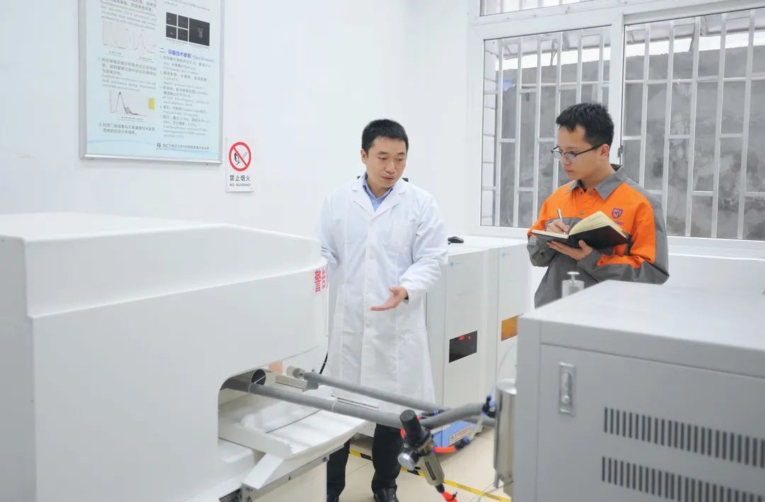 坚守与传承:这位重庆大学80后教授为矿业工程带“盐”!(最新发布)