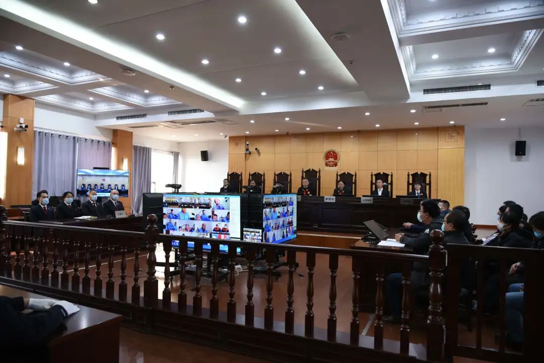 城阳区法院一审公开宣判王超魏文明等29人黑社会性质组织案