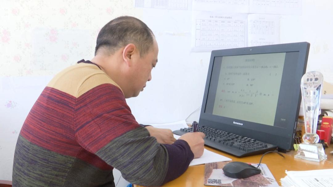 张北一中优秀教师高宏兵——从教17年,学生成才是最大