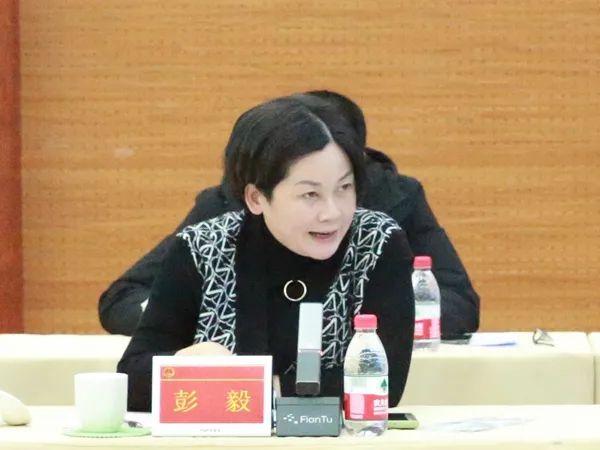 龙小平,苟向义,肖中明,吴优琴,王志华,申静,田荣富,彭毅,周正国,程琼