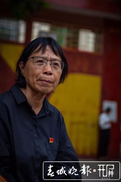 致敬中宣部授予张桂梅时代楷模称号