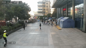 2020就要过去，这些真实的“偷拍”，看哭了……（最新发布）