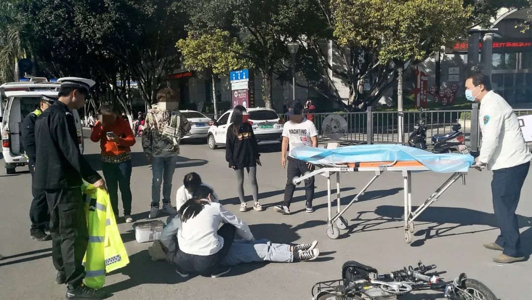 2020就要过去，这些真实的“偷拍”，看哭了……（最新发布）