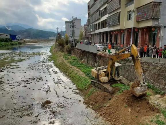 古田县吉巷乡对河道乱象"亮剑"