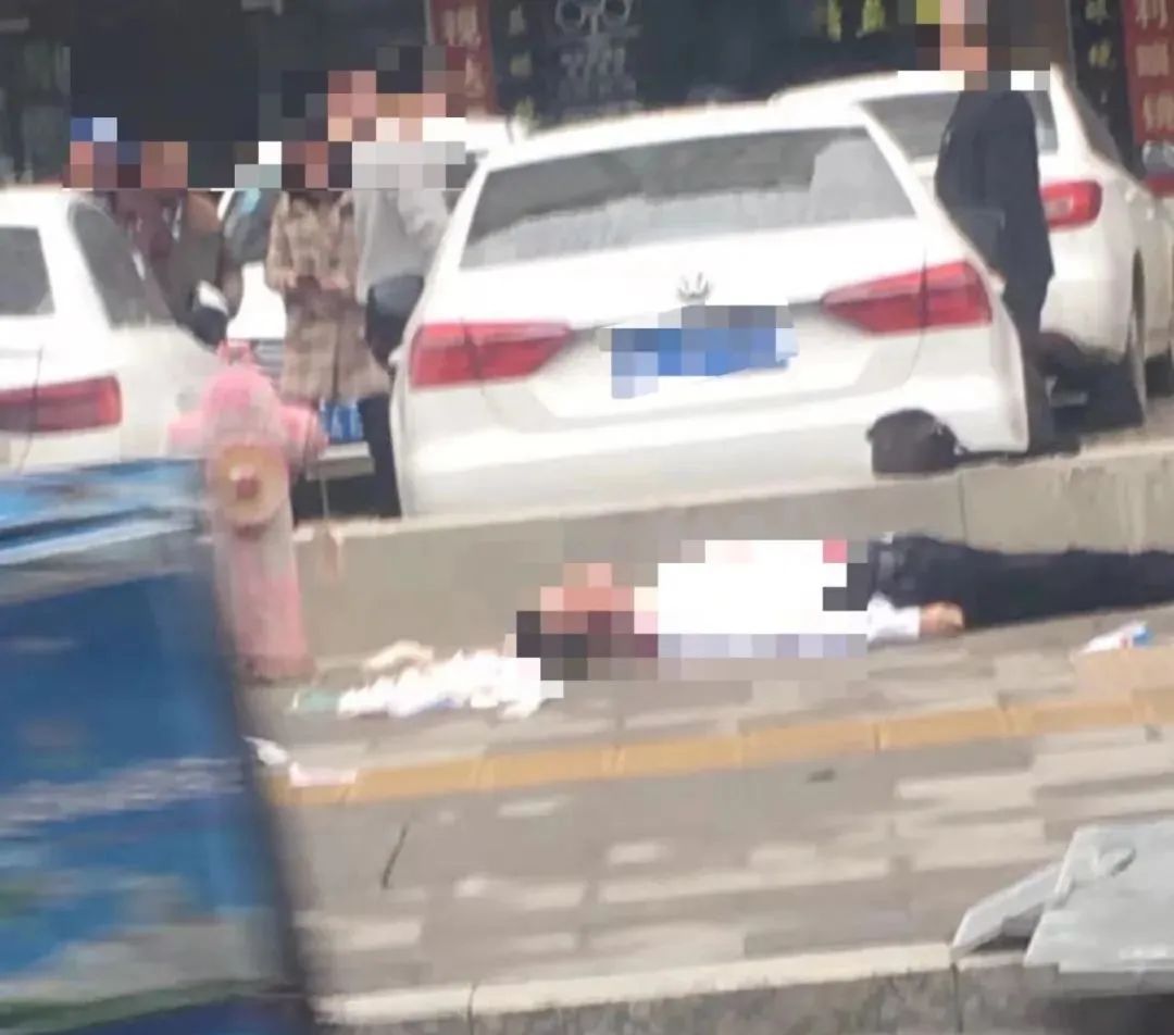 福州西园路,一男子口吐鲜血,倒地身亡!