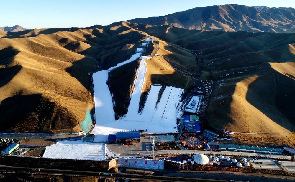 冬季滑雪就来天祝乌鞘岭国际滑雪场,活动福利升级啦!