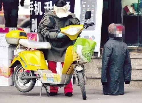 当心这些御寒神器很危险很多骑车人都在用