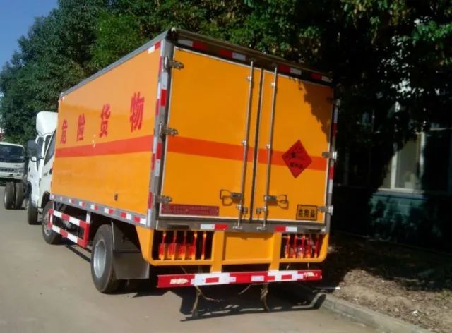 河南省政府任免一批干部；元旦期间，全省高速禁止这类车通行（最新发布）