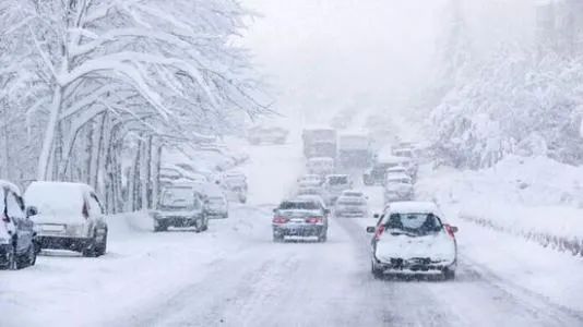 全省将有一次寒潮雨雪天气过程,局地出现大雪到暴雪,平均气温将下降12