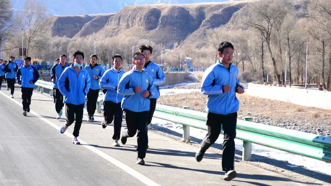 视频肃南县庆元旦全民健康跑开跑