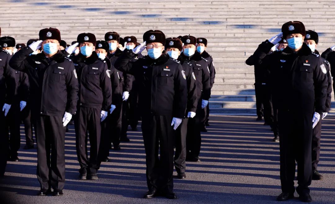 四平市公安局举行2021新年升旗仪式