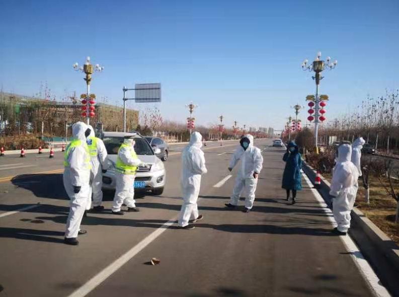 太多瞬间足够我们铭记一生1月6日晚上,在支援石家庄核酸检测的过程中