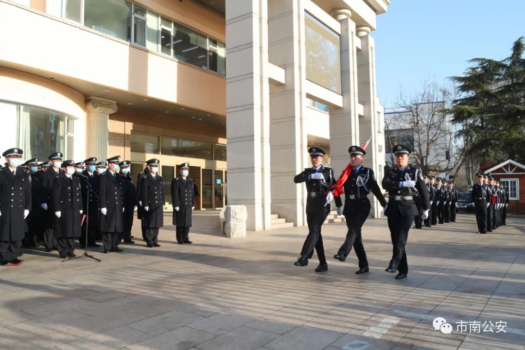 区政府党组成员,分局党委书记,局长何金明,分局党委副书记,政委黎红及