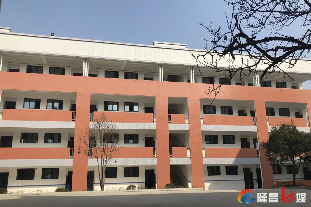 投资4790万元涉及7个镇隆昌这8所学校扩建优化