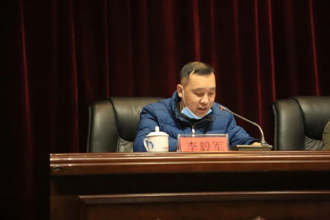 区委第一巡察组组长李毅军市中院政治部副主任皮亮钦,区委政法委常务