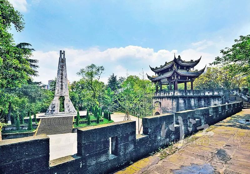 龙透关公园