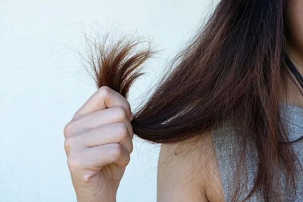 洗发水中的硅油会伤头发错选哪款洗发水头皮说了算