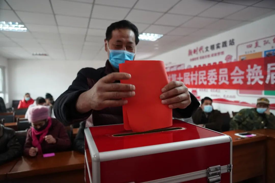 肃南:部分乡镇圆满完成村民委员会换届选举工作