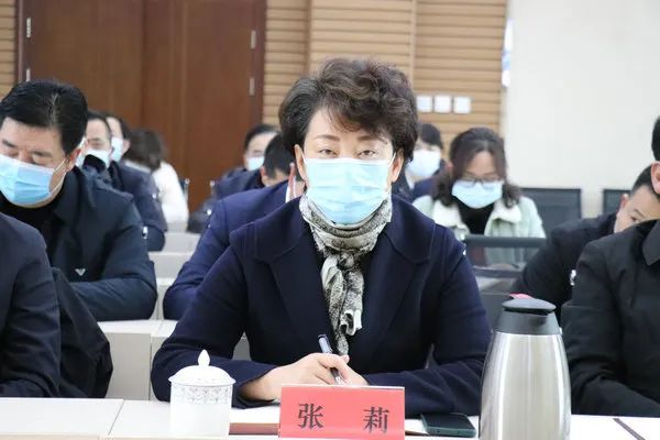 白银区组织收看省委农村工作会议