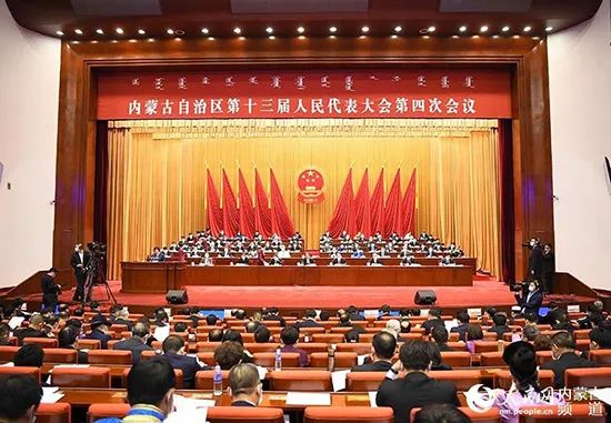 【直通自治区“两会”】人民网头条！写在内蒙古两会闭幕：“蒙古马精神”一往无前（最新发布）