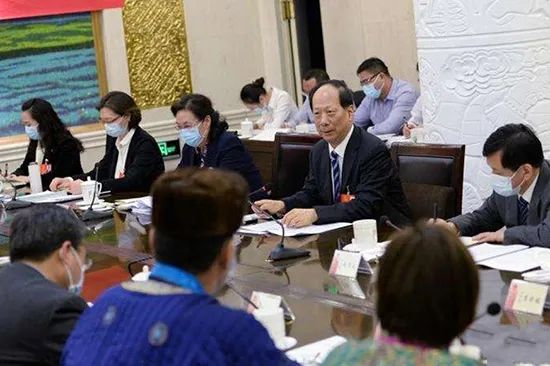 【直通自治区“两会”】人民网头条！写在内蒙古两会闭幕：“蒙古马精神”一往无前（最新发布）