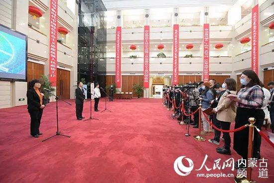 【直通自治区“两会”】人民网头条！写在内蒙古两会闭幕：“蒙古马精神”一往无前（最新发布）
