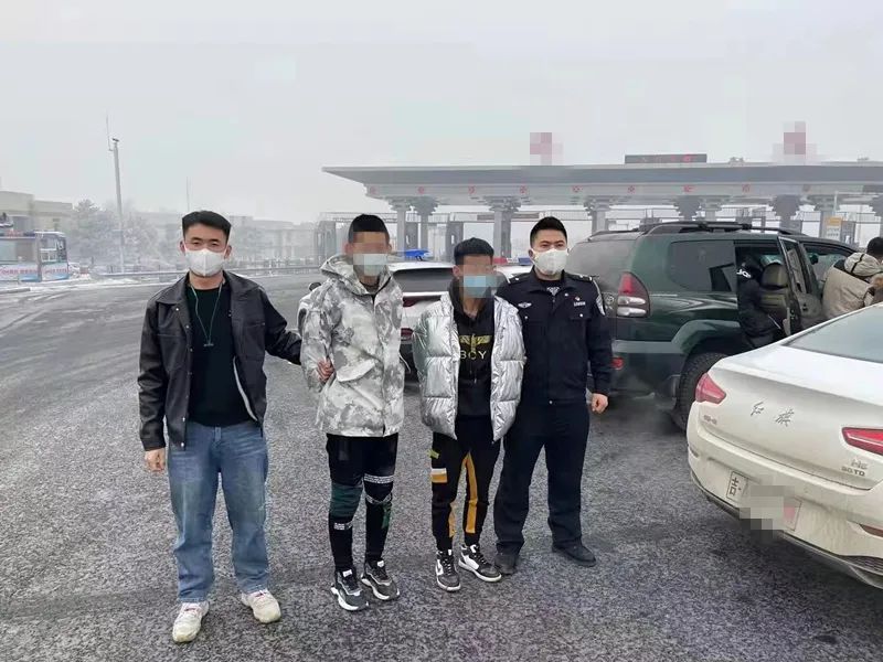 一线传真双阳分局成功破获系列砸车盗窃案