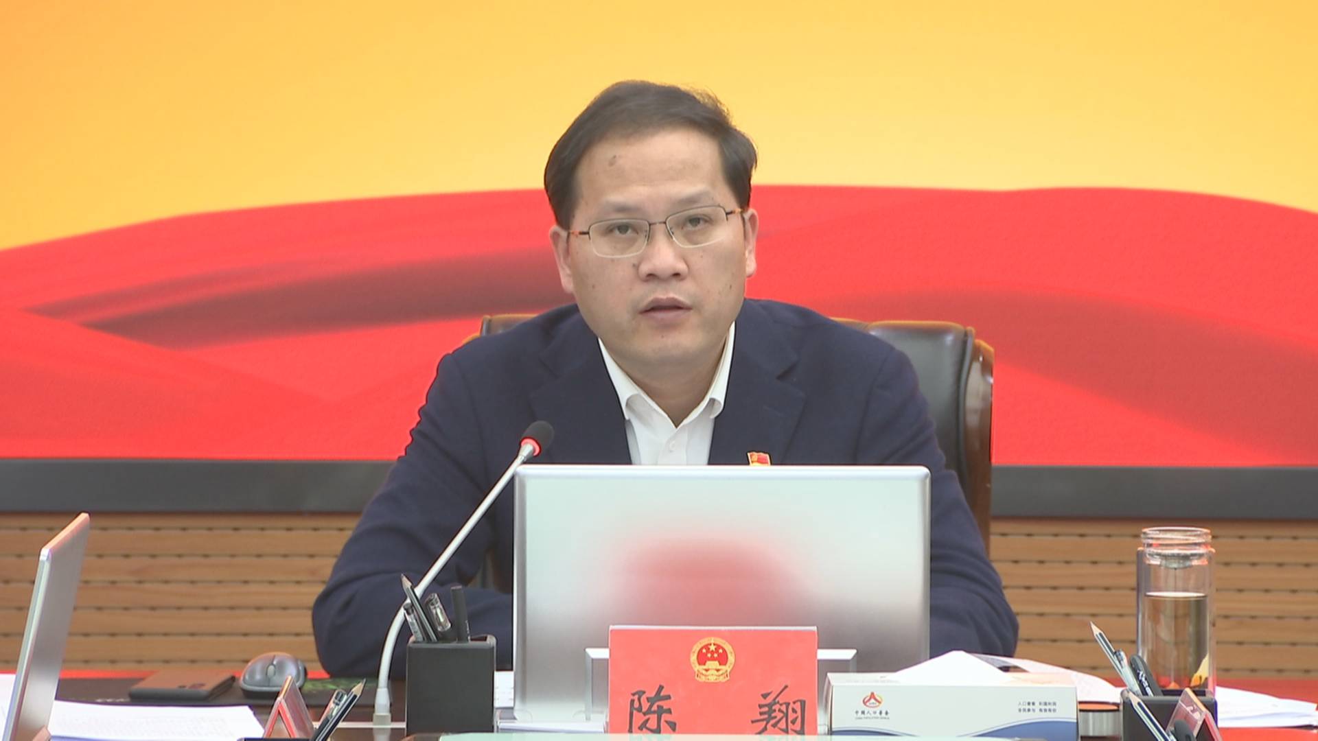 陈翔主持召开南昌县人民政府第106次常务会议