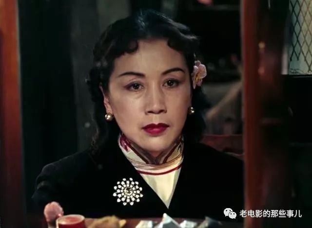 难忘老电影舞台姐妹谢芳曹银娣珠联璧合而她演得实在太好了