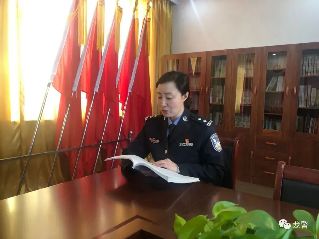 【警营她力量】女警罗广萍 女所长的铁血柔情