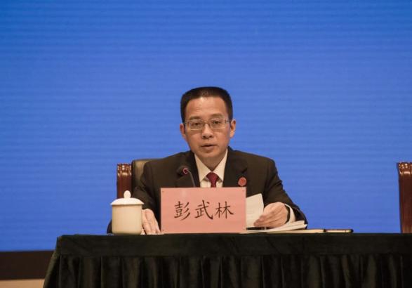 党组成员,政治部主任彭武林宣读绩效考评情况通报及有关表彰决定
