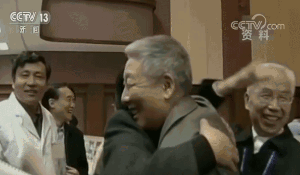 过去的几十年,孙家栋在星辰宇宙里驰骋,凭借一腔热血擦亮了中国人的