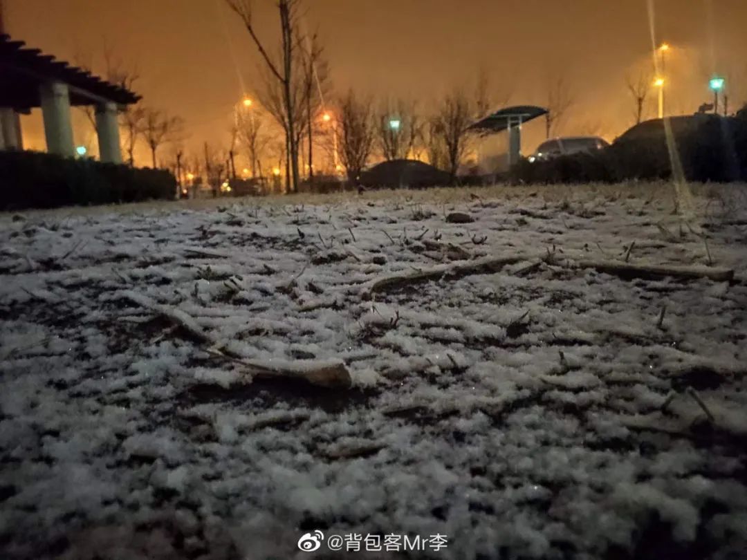 天气| 上热搜!天津真下雪啦!暴雪 道路结冰双预警!