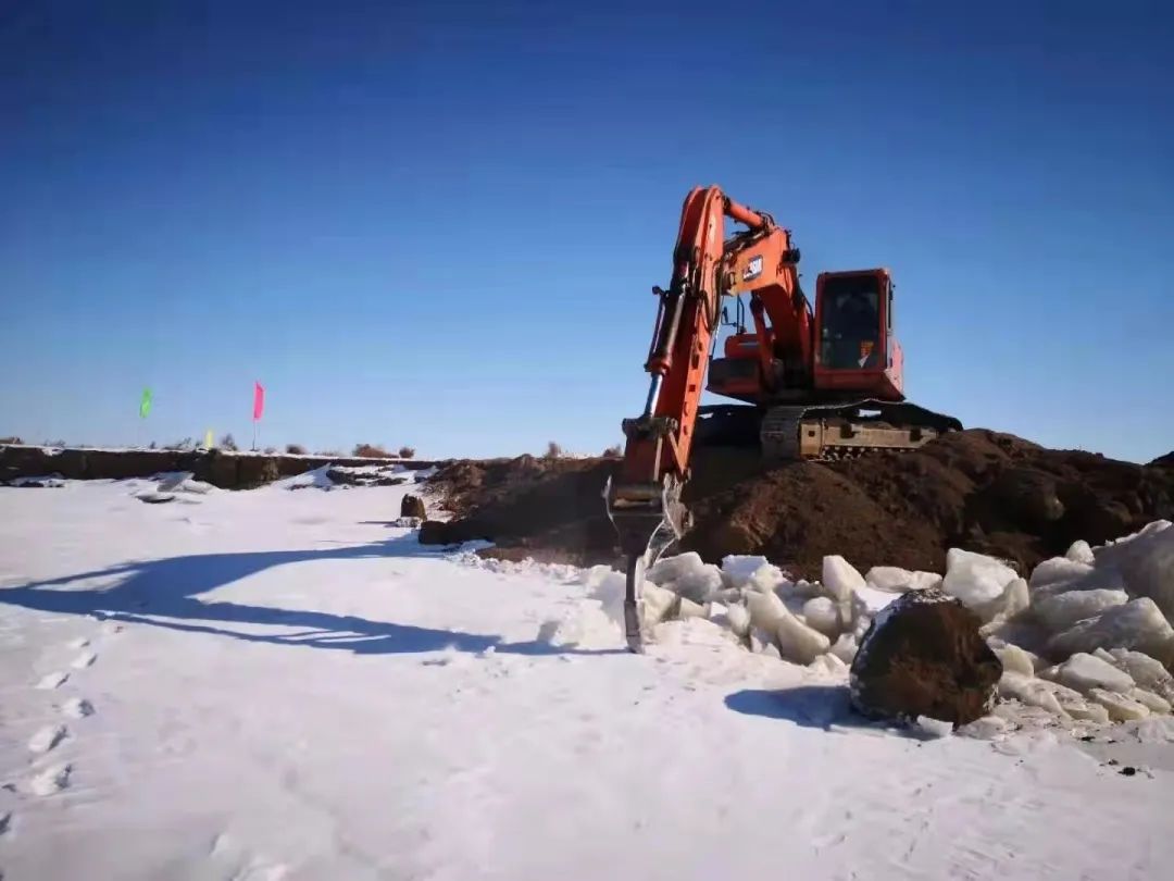 拉哈工业小镇地表水取水建设项目开工