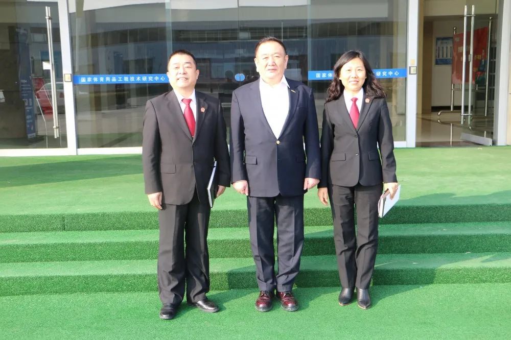 乐陵法院走访全国政协委员卞志良