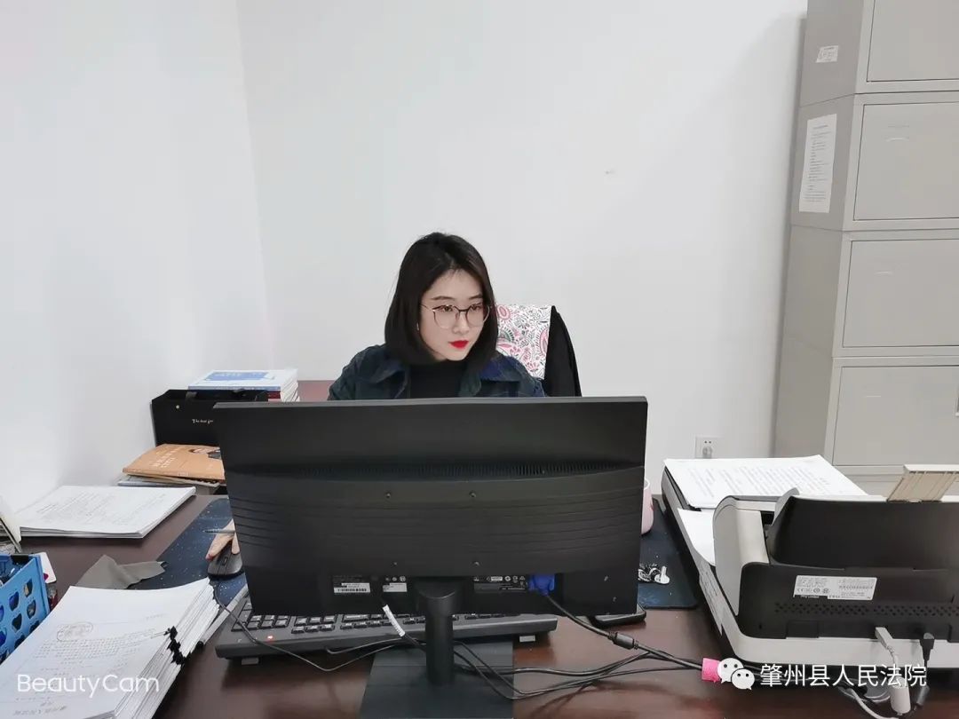 肇州法院女干警们的工作"风采"