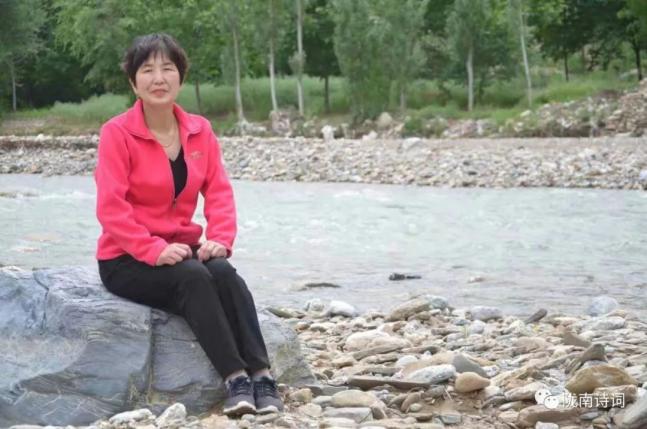 陇南诗词2021年第17期陇南诗词女诗人三八节专辑