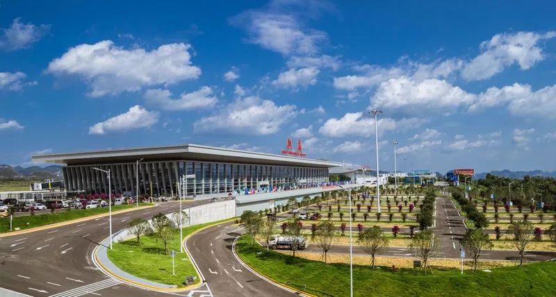 兴义万峰林机场春运期间完成旅客吞吐量87683人次!