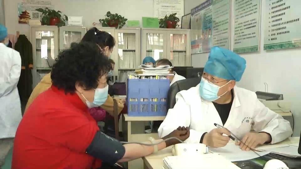 你见过追着你看病的医生吗?