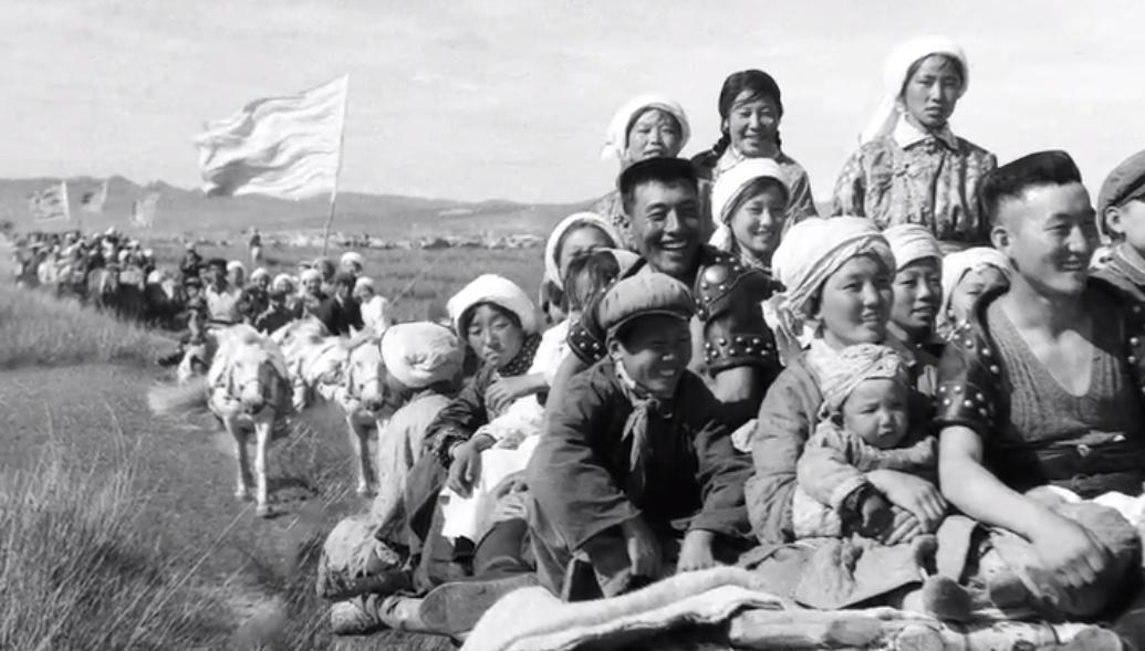 "国家的孩子"这是三千孤儿,在内蒙古的土地上,特殊的称呼