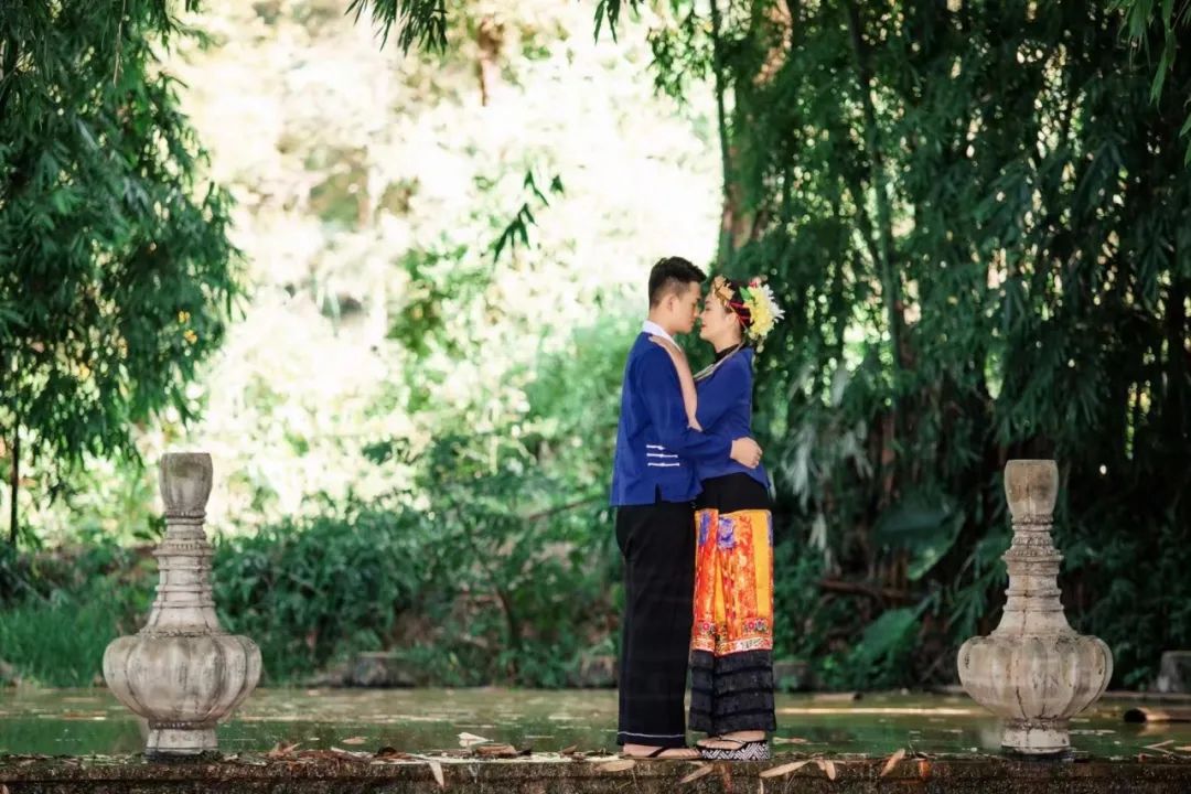 汉族人家迎新人,新娘是芒市坝的傣族