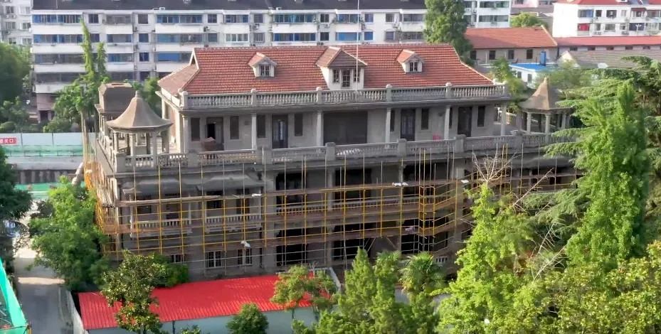 阅读建筑历经百年的沈家花园正在修缮预计下半年开放