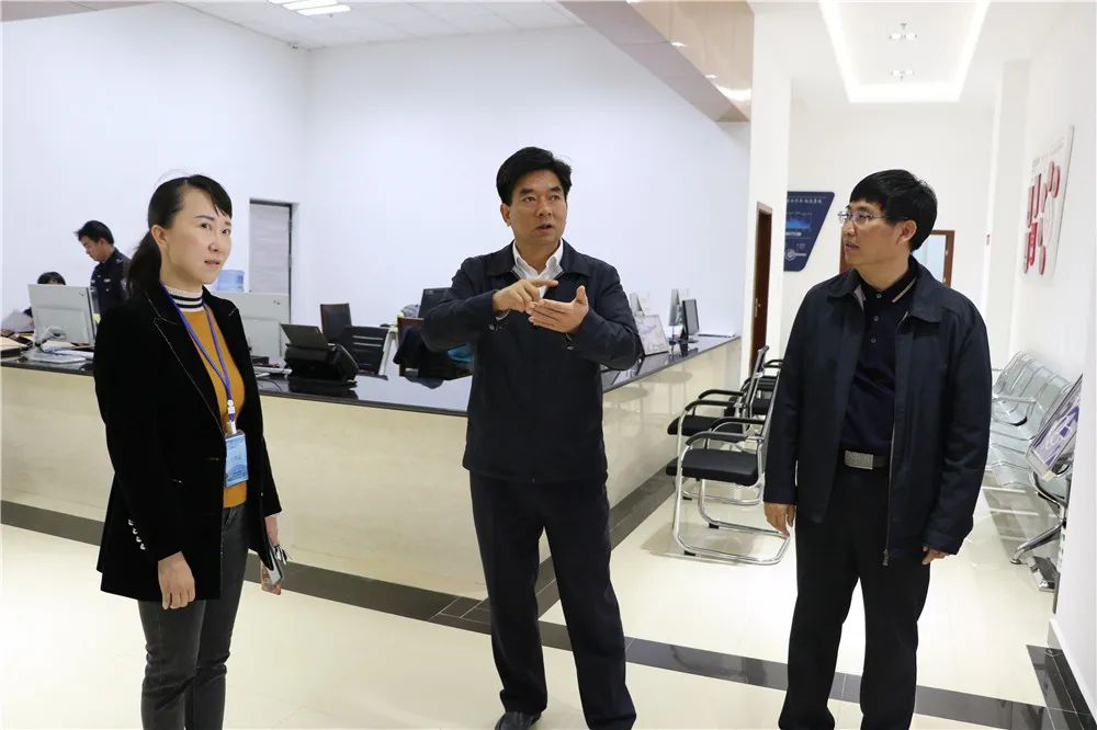 【教育整顿】州委常委,市委书记庞俊调研蒙自法院队伍